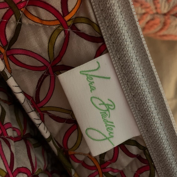 Vera Bradley Crossbody purse - Picture 4 of 8